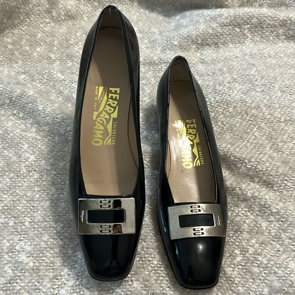 Vintage Salvatore Ferragamo Black Patent Leather Loafers Made In Italy 6.5 Aa